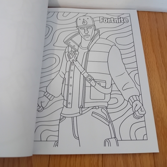 New  Unused Kids Teens Deluxe Fortnite Colouring‎ Book 100+ Pages To Color - Picture 9 of 9